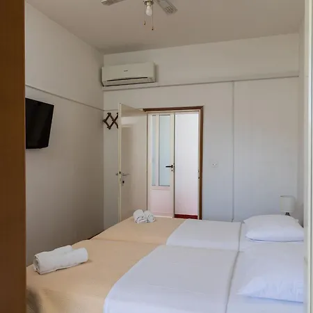 Begovi - One Bedroom Bronx Dubrovnik